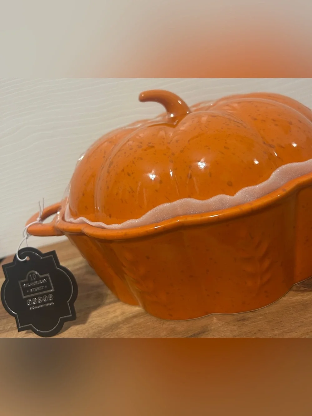 10 Strawberry St. Pumpkin Covered Casserole Dish 10” NEW
